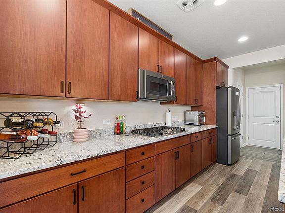 4th image of 6540 Empire Avenue