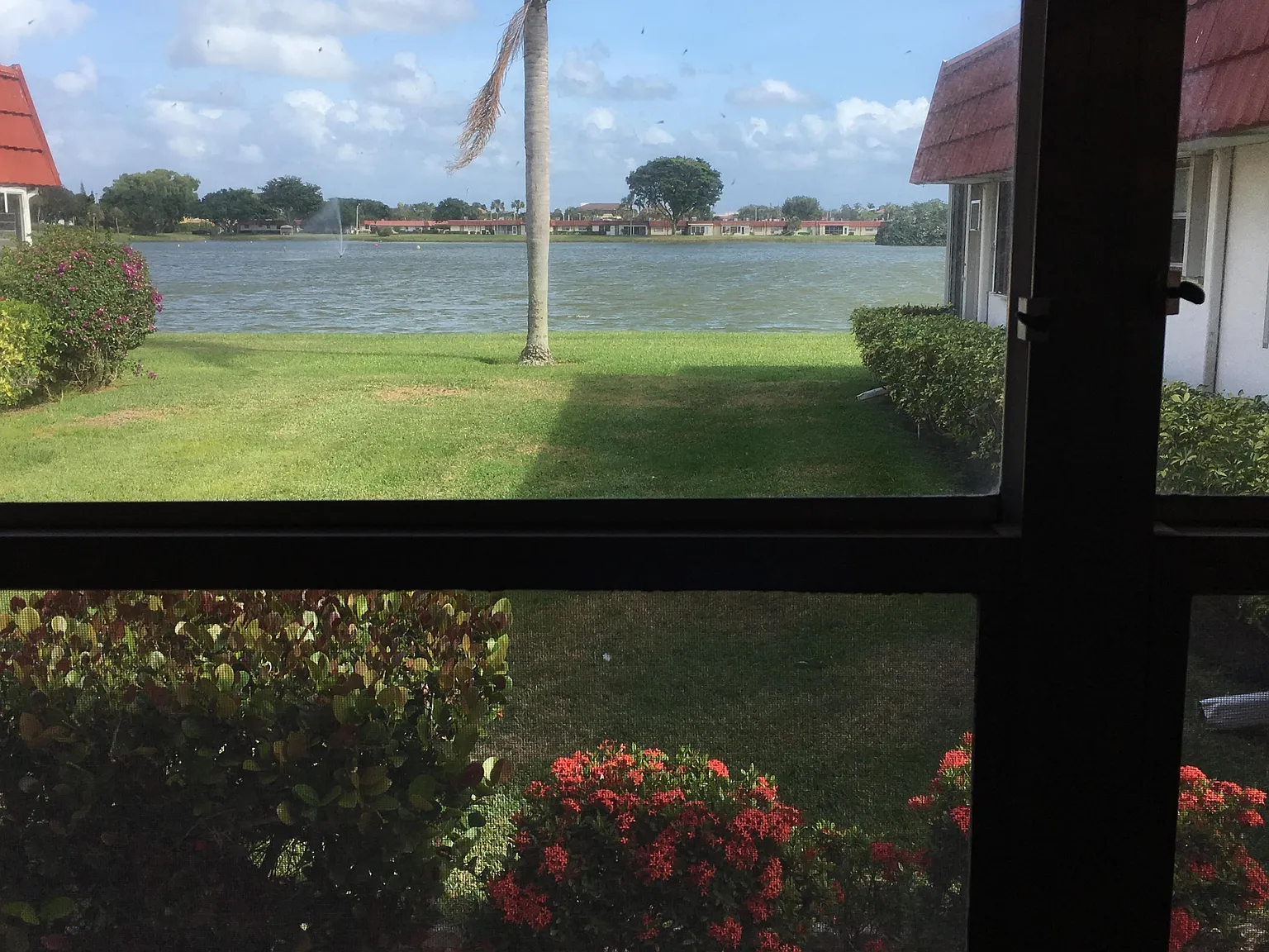 2 bed, 2.0 bath, 880 sqft, $3,000 — Photo 2