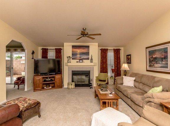 5th image of 2655 E Davida Ave