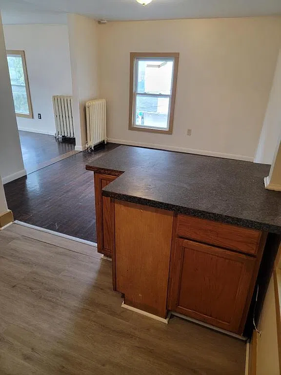 109 Guy Park, 2L — Photo 1