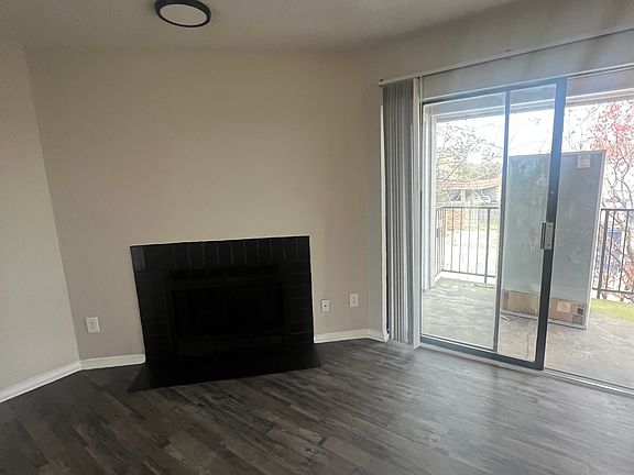 4th image of 713 Apache Dr APT 201