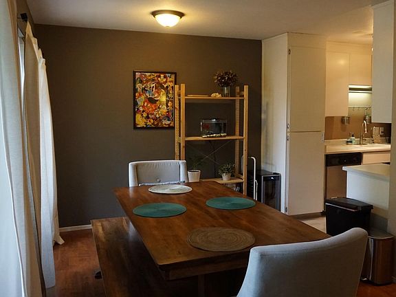 2nd image of 283 Tradewinds Dr APT 4