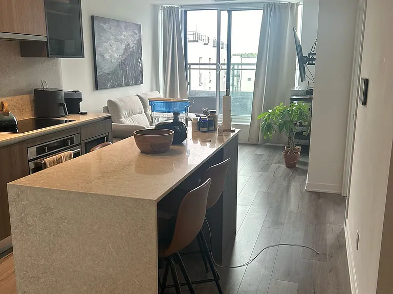 405 Dundas St W #311 — Photo 11