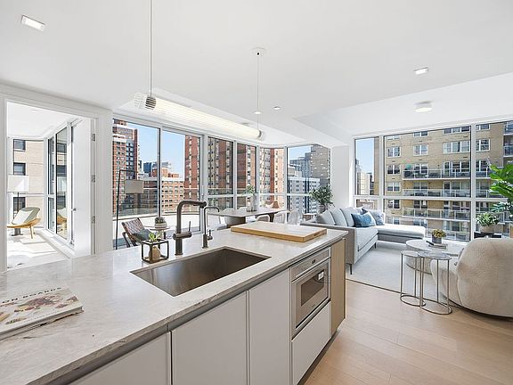3rd image of 250 25th St #11B