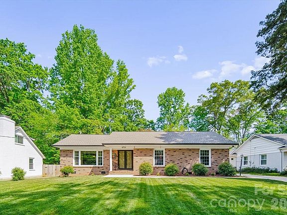 3rd image of 6701 Ronda Ave