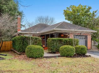 1208 Cooper Dr, Lexington, KY 40502