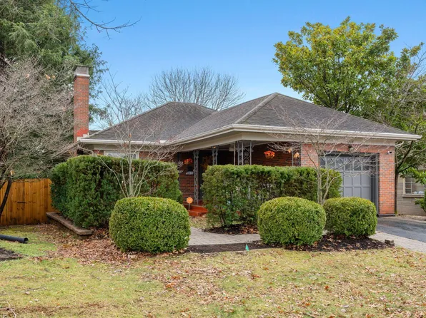 1208 Cooper Dr, Lexington, KY 40502