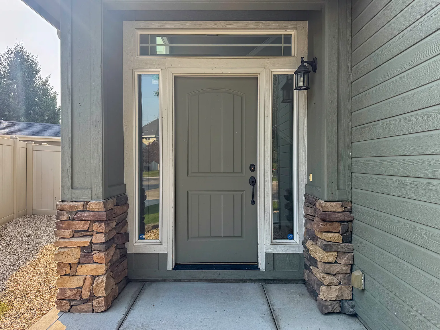 3 bed, 2036 sqft, $2,850 — Photo 4