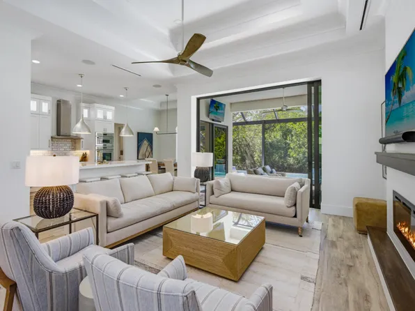 730 Kendall Dr, Marco Island, FL 34145