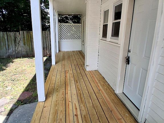 2nd image of 215 Maple Avenue