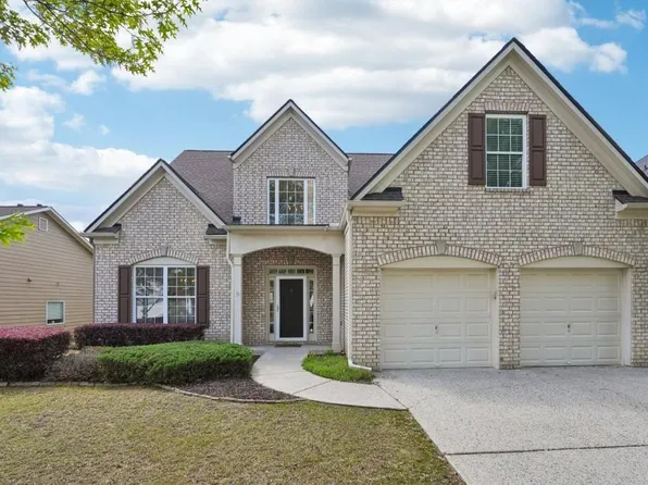 5450 Fieldfreen Dr, Cumming, GA 30028