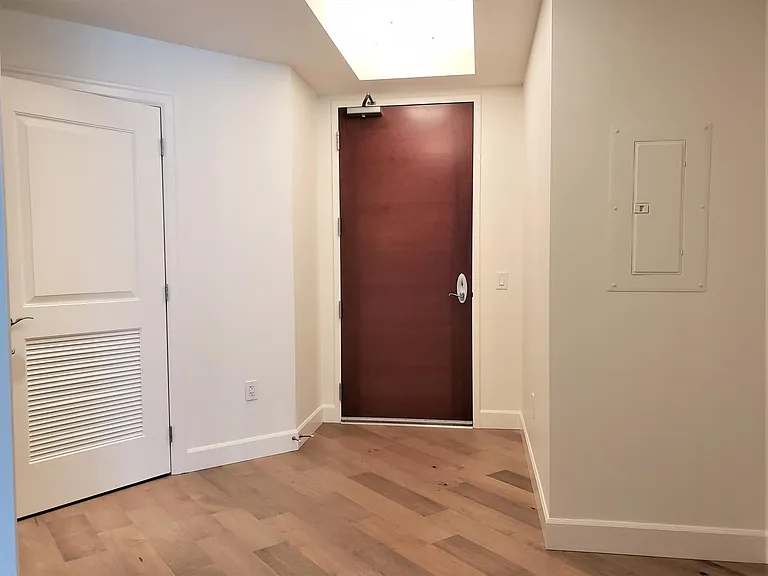 1920 4th Ave #810 — Photo 12