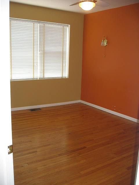 1st image of 2643 N Washtenaw Ave APT 3W