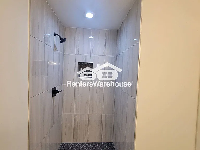 1700 Shirley St SW — Photo 13