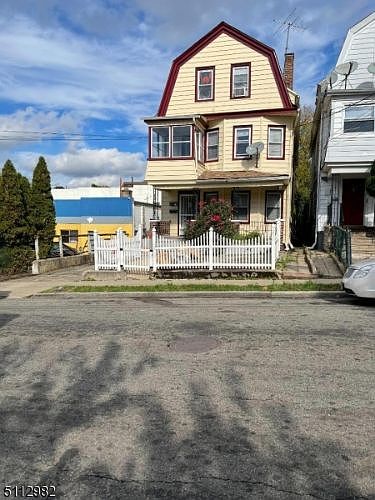 1st image of 499 Tremont Ave