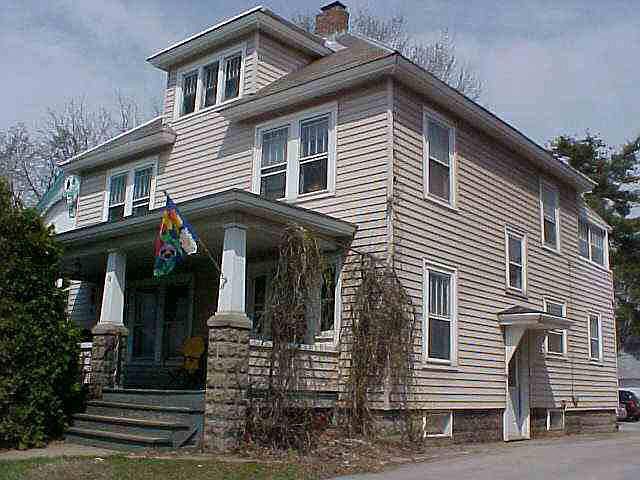 1st image of 18 E Washington St