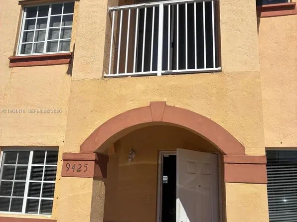 9425 NW 114th Ln #3, Hialeah Gardens, FL 33018