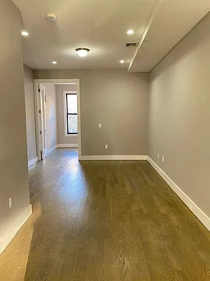 Rented by The Brokerage Group LLC | media 18