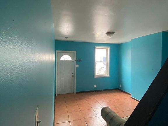 3rd image of 521 Norris St