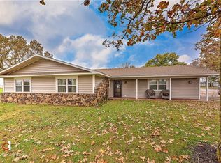 724 W Pickens Rd, Pea Ridge, AR 72751