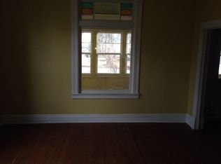 109 E College Ave, Eureka, IL