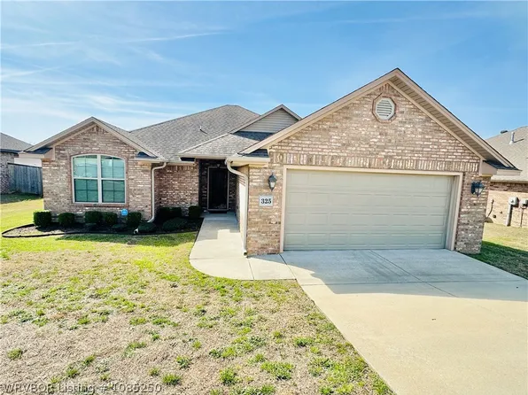 325 Copsey Dr, Van Buren, AR 72956