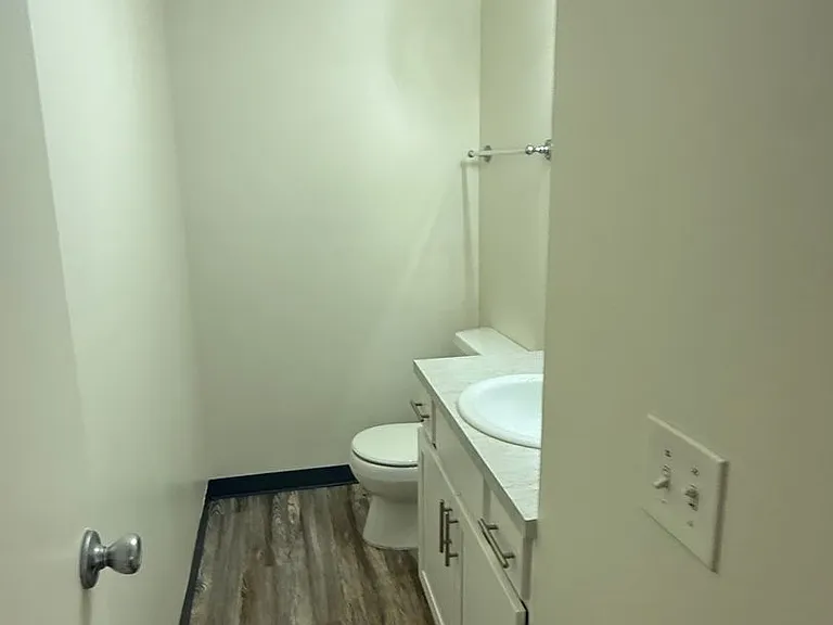 S815 - Star Apartments — Photo 40
