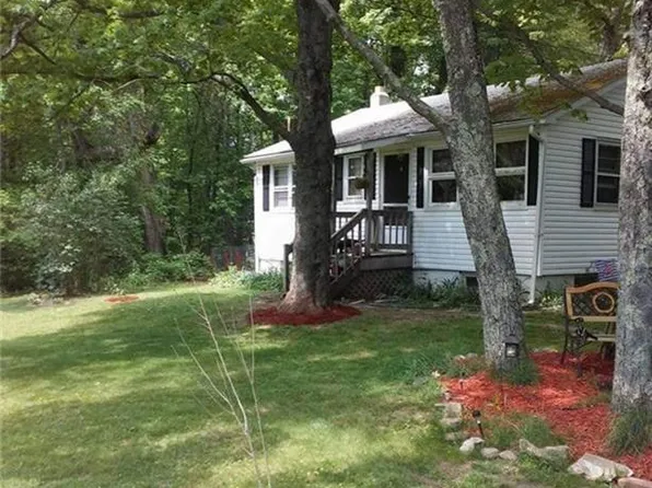 63 Savarese Lane, Burlington, CT 06013