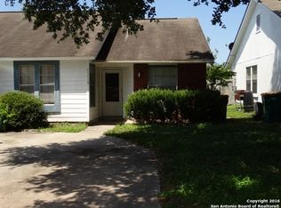 8905 Shadow Wood Ln, Converse, TX 78109