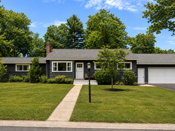 2 Kershaw Ave, Doylestown, PA 18901