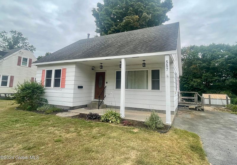 3rd image of 557 Lower Allen Street