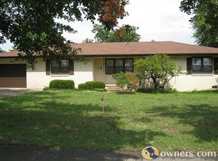 916 W Springdale Loop, Ardmore, OK 73401