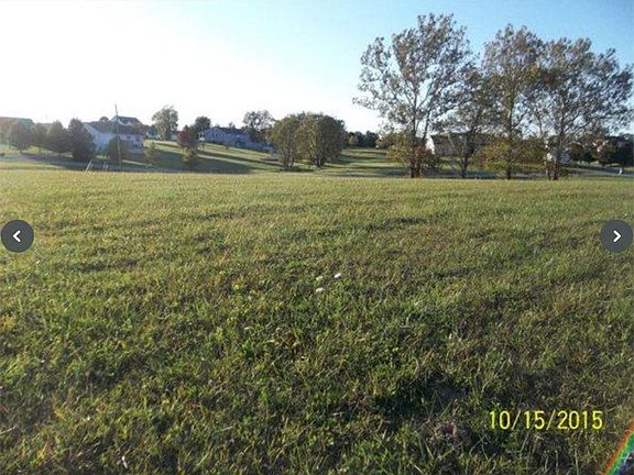 2nd image of 219 Aubrie Blvd
