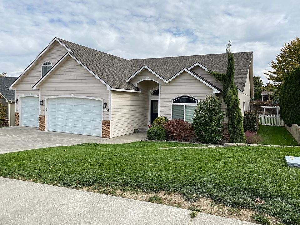 1st image of 1054 Sirron Ave