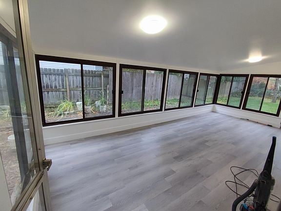 5th image of 4786 Widner Ct