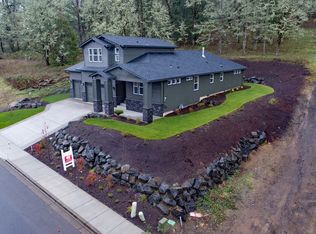 585 Mountaingate Dr, Springfield, OR 97478