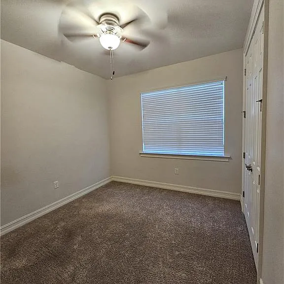 3141 Amadora Cir — Photo 6