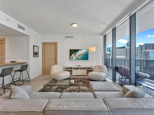 1000 Brickell Plz, Miami, FL