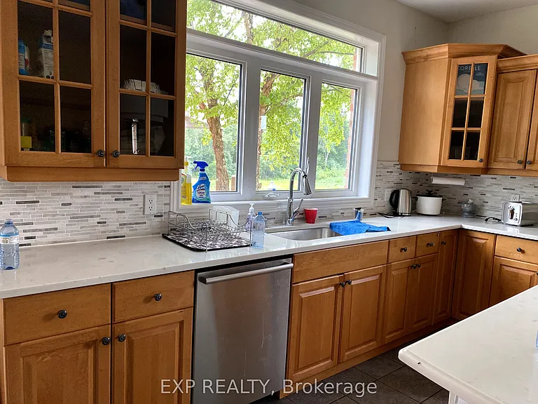 1175 Haldibrook Rd S — Photo 10