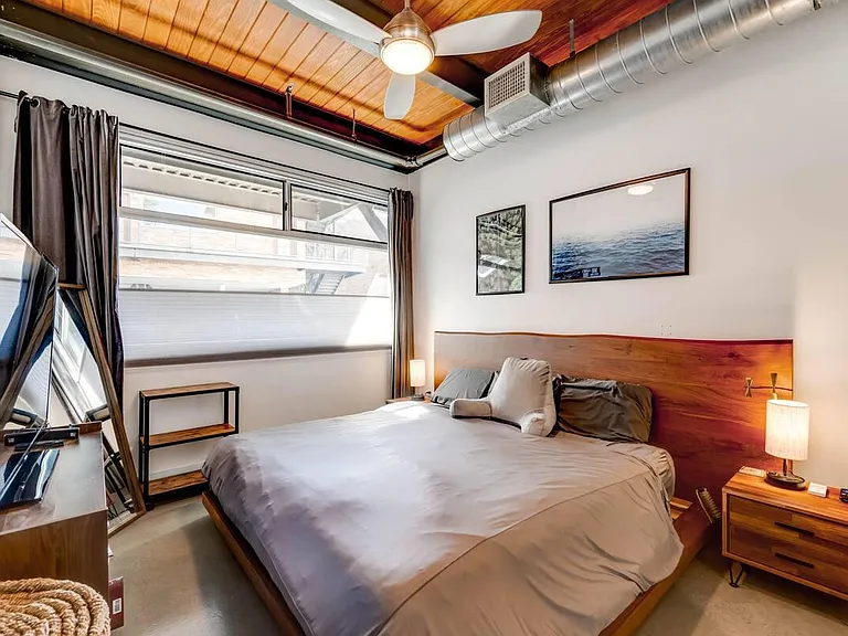 2205 N Lamar Blvd #215 — Photo 8