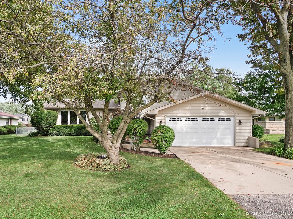 1st image of 804 Cassie Dr