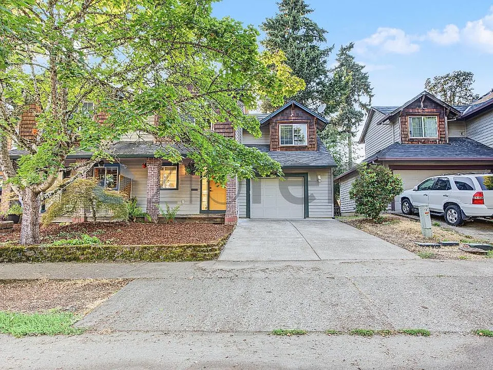 803 NE 70th Ave