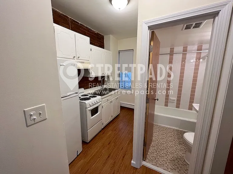 70 S Huntington Ave #1 — Photo 10