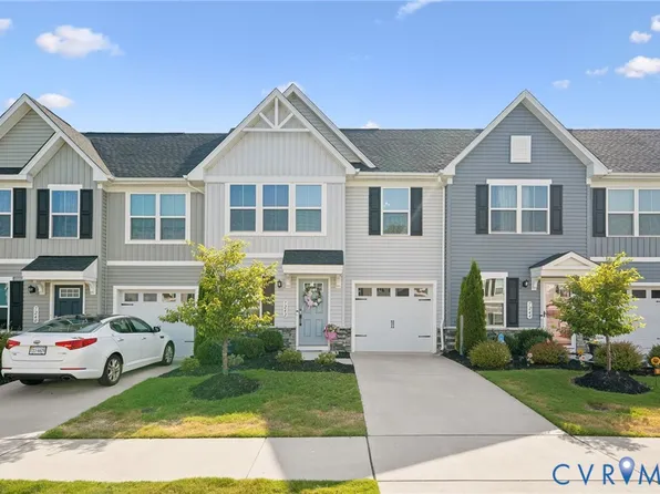7242 Peyton Randolph Ln, New Kent, VA 23124