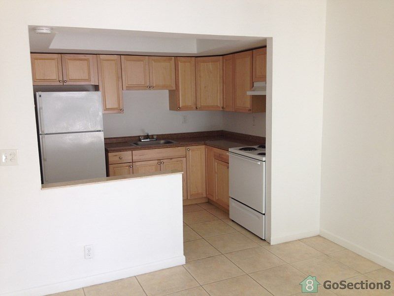 2nd image of 206 NE 3rd St #0