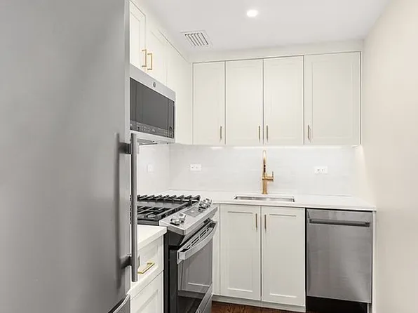 43 W 61st St APT 11C, New York, NY 10023