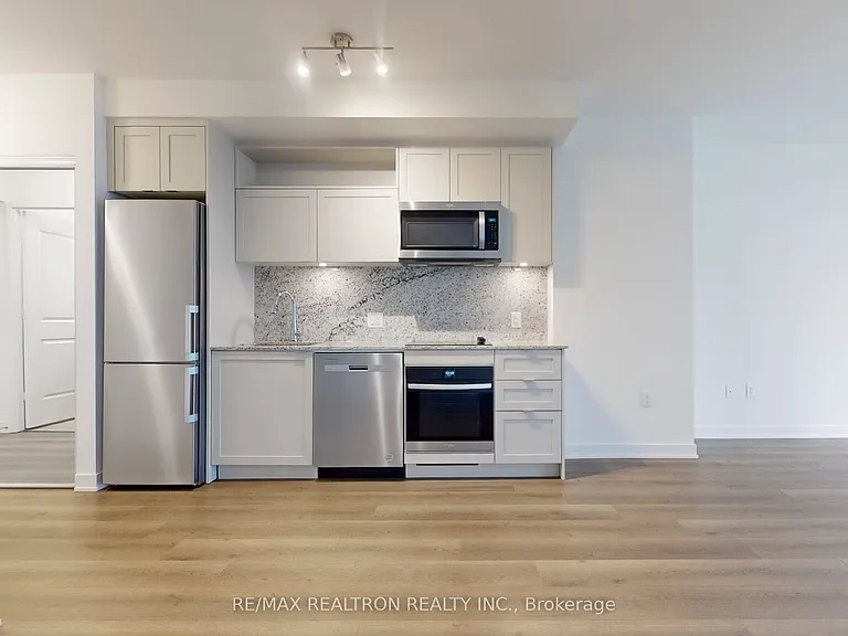 100 Dalhousie St #414 — Photo 15