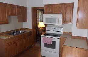 4th image of 90 North St