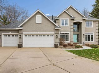 1515 Broken Oak Ct, Lino Lakes, MN 55038
