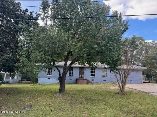 414 Colonial Cir, Jackson, MS 39211